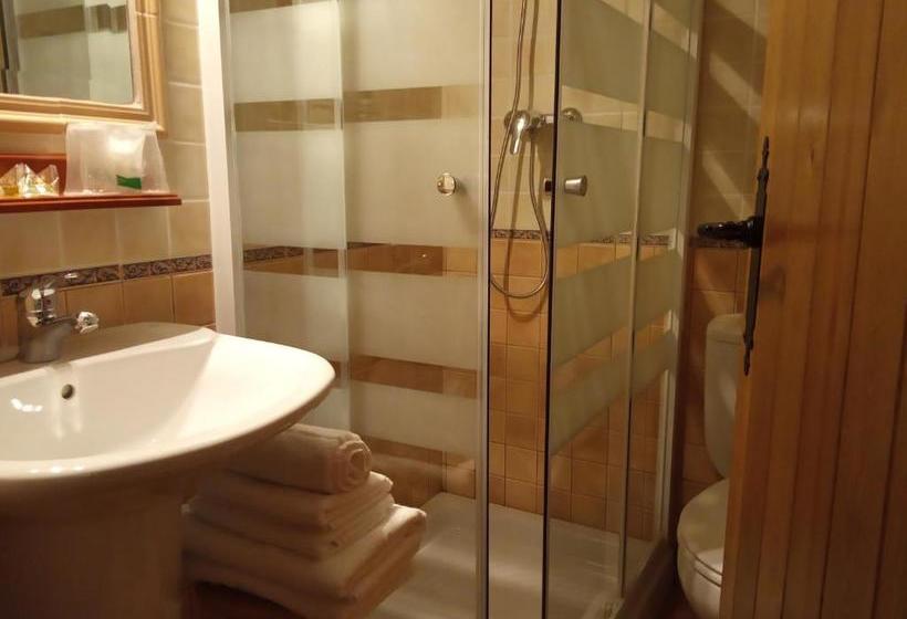 ベッドアンドブレックファースト La Rueda