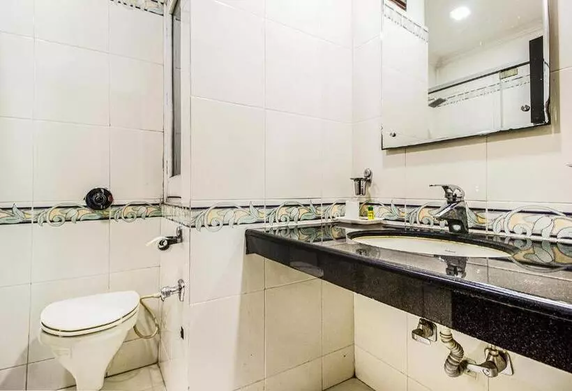 Fabhotel Aaykay Model Town