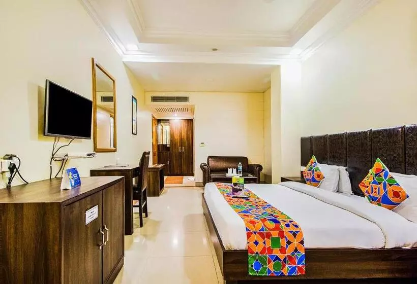 Fabhotel Aaykay Model Town