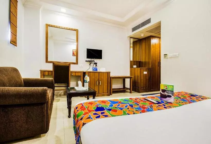 Fabhotel Aaykay Model Town