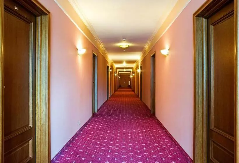 Hotelli Aleksander
