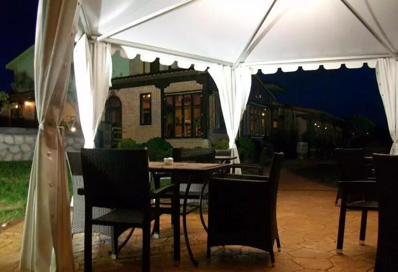 هتل Casa De Labranza Ría De Castellanos