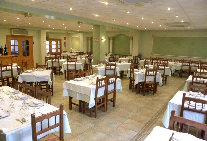 هتل Duque De Calabria