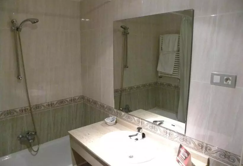 Hotel Duque De Calabria