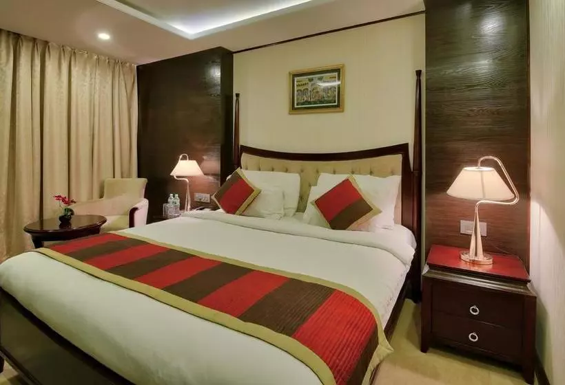 ホテル Polo Inn & Suites