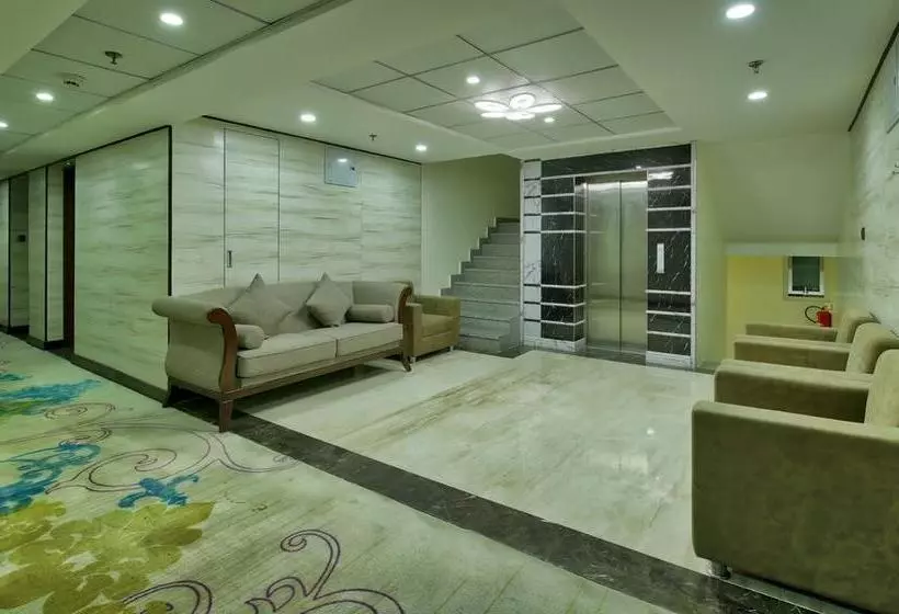 ホテル Polo Inn & Suites