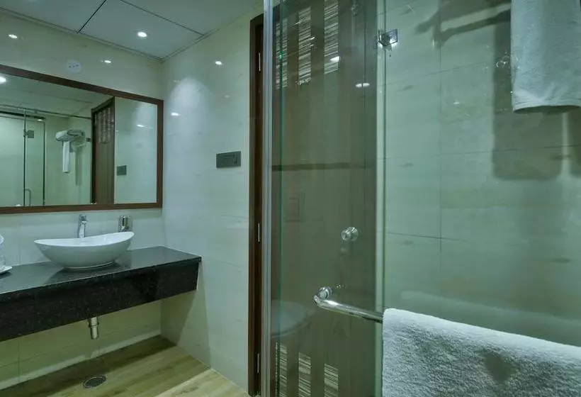 ホテル Polo Inn & Suites