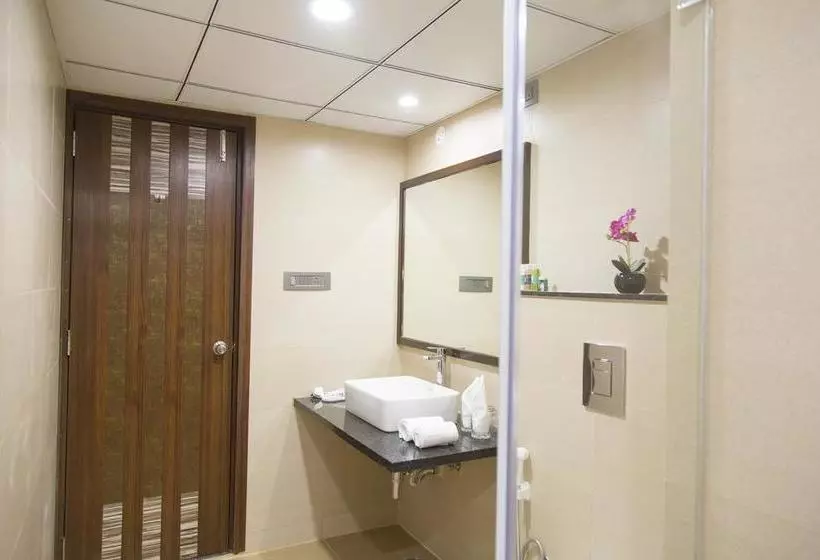 ホテル Polo Inn & Suites