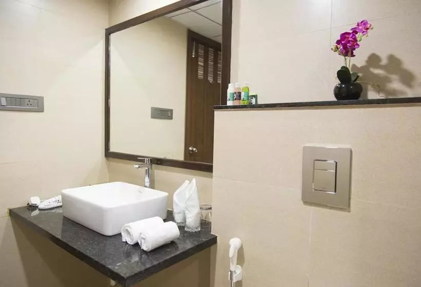 ホテル Polo Inn & Suites