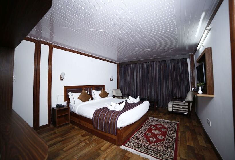 فندق Sikkim Tourist Centre