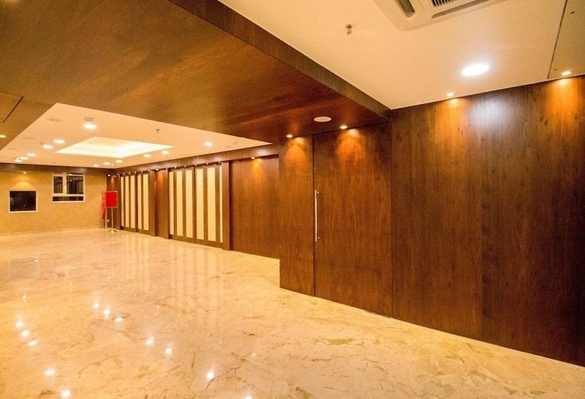 فندق The Maureen