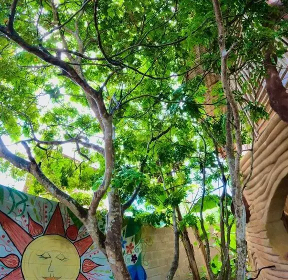 Raízes Eco Hostel