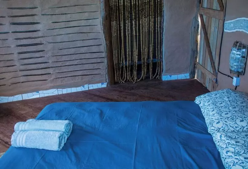 Raízes Eco Hostel