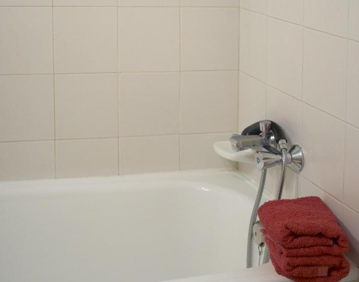 Résidencia Universitària Pare Claret   Hostel