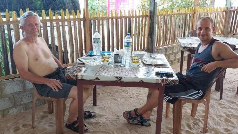 민박 Nilaveli Beach Rooms