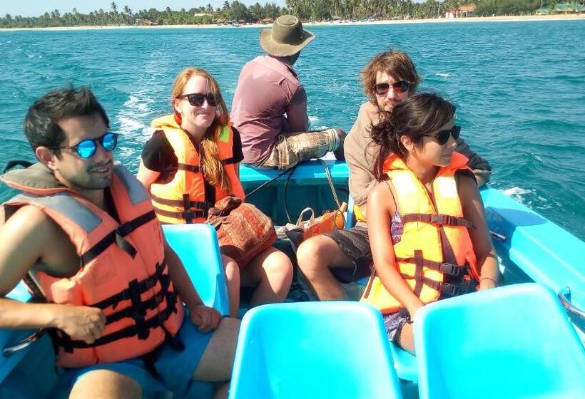 민박 Nilaveli Beach Rooms