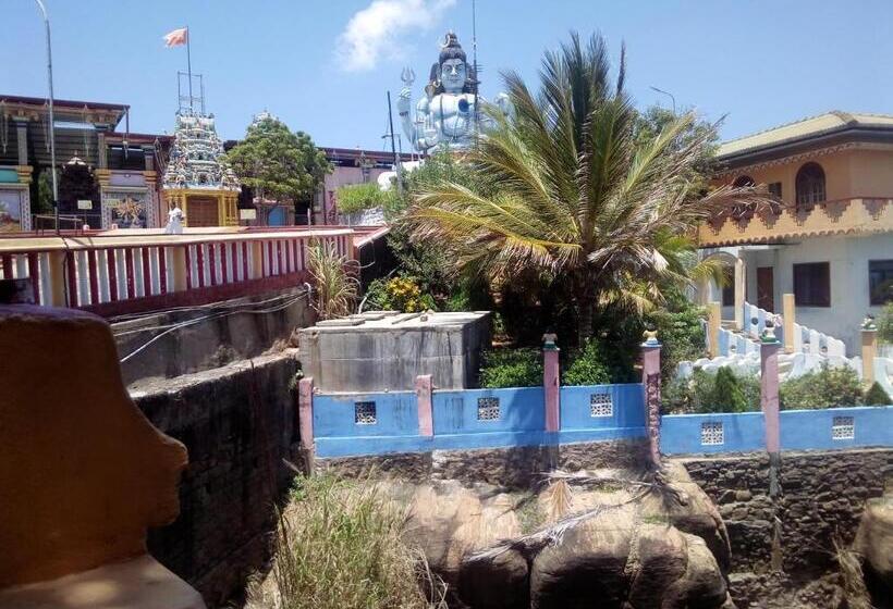 민박 Nilaveli Beach Rooms