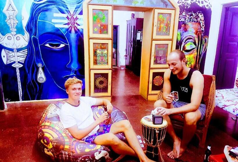 Happy Panda Hostel Arambol Goa