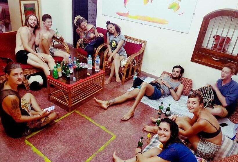 Happy Panda Hostel Arambol Goa