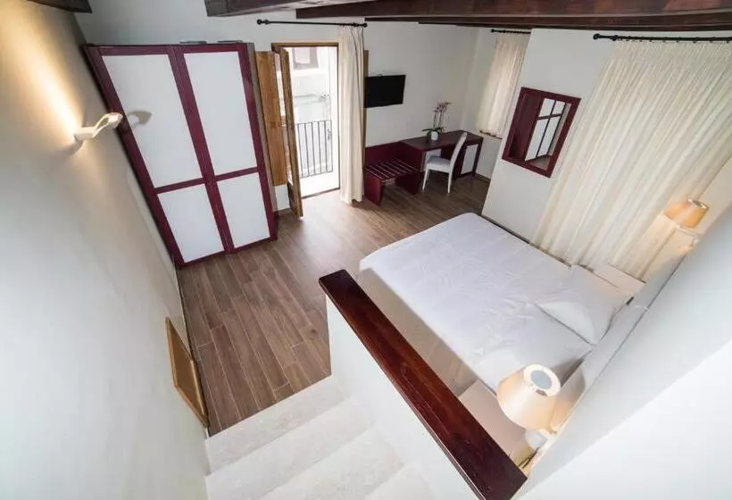 Hotelli Il Borgo Ospitale   Albergo Diffuso