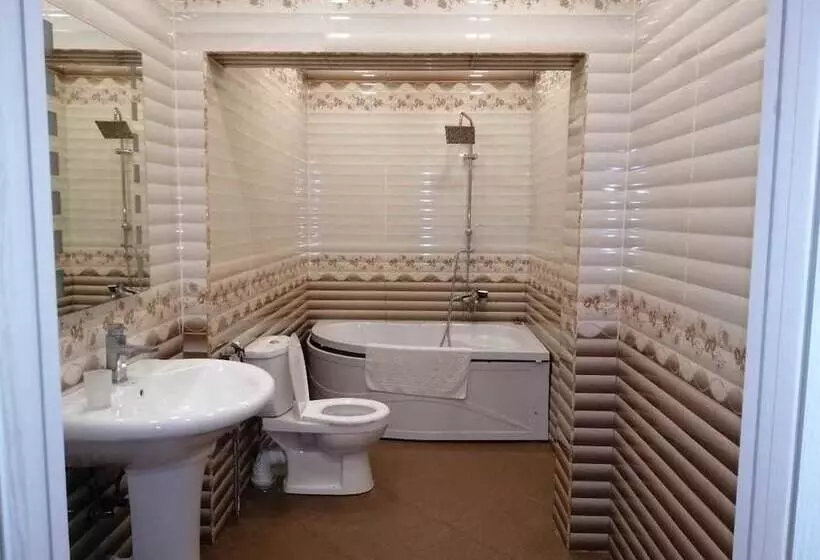 Hotel Khazar Golden Beach