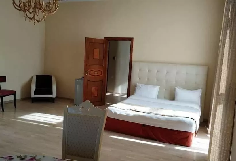 Hotel Khazar Golden Beach