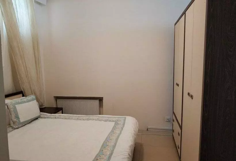 Hotel Khazar Golden Beach