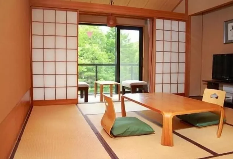 Hotelli Yamanakako Garden Villa