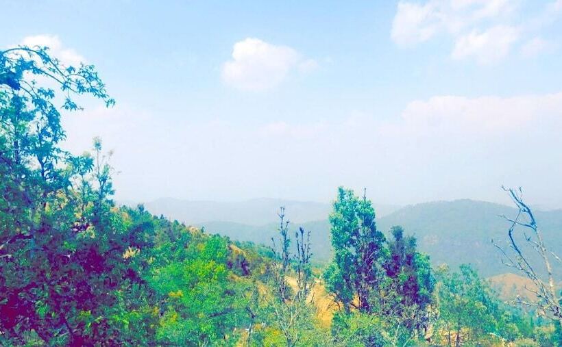 Resort Trinetra Orchards