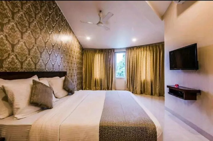 Strand Resort