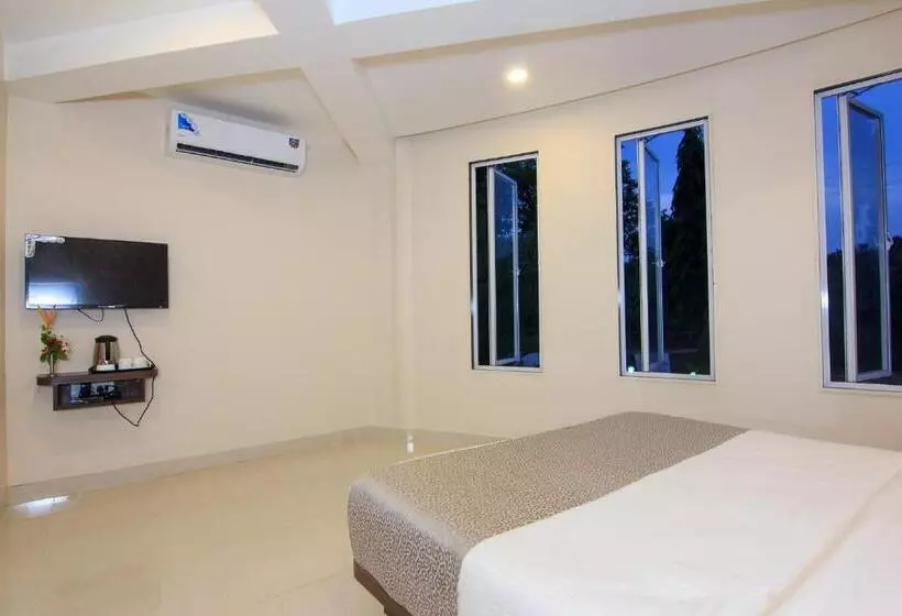 Strand Resort