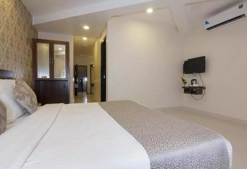 Strand Resort