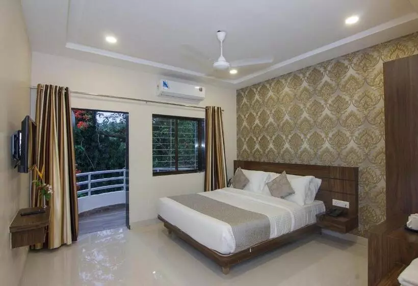 Strand Resort