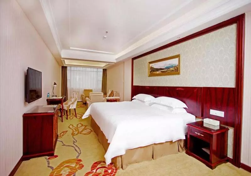 Vienna Hotel Shenzhen Shiyan Shilong Community