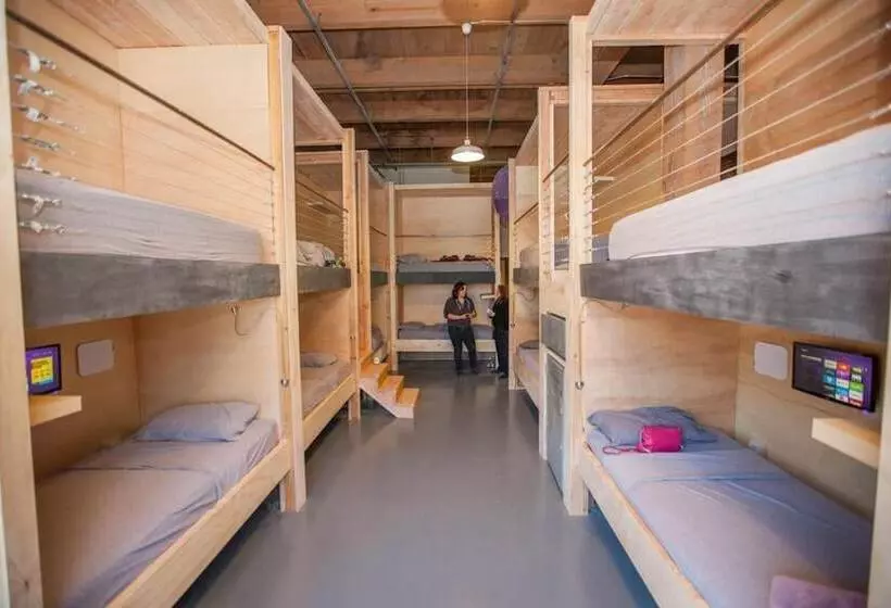 Retkeilymaja Podshare Dtla