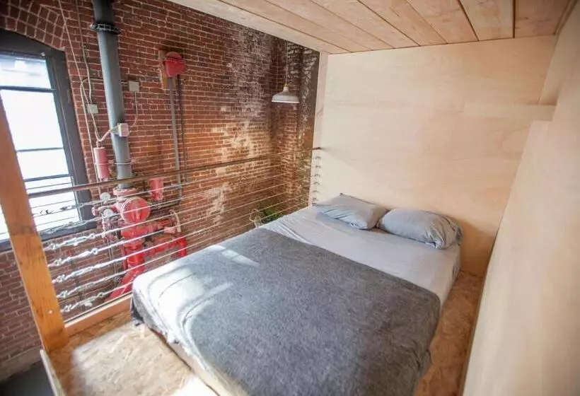 Retkeilymaja Podshare Dtla