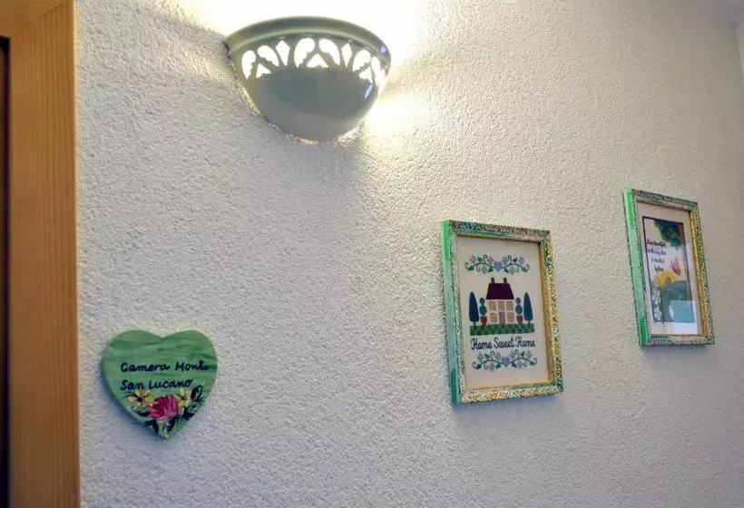 ベッドアンドブレックファースト Camere Nordest Sudest  Conca Agordina