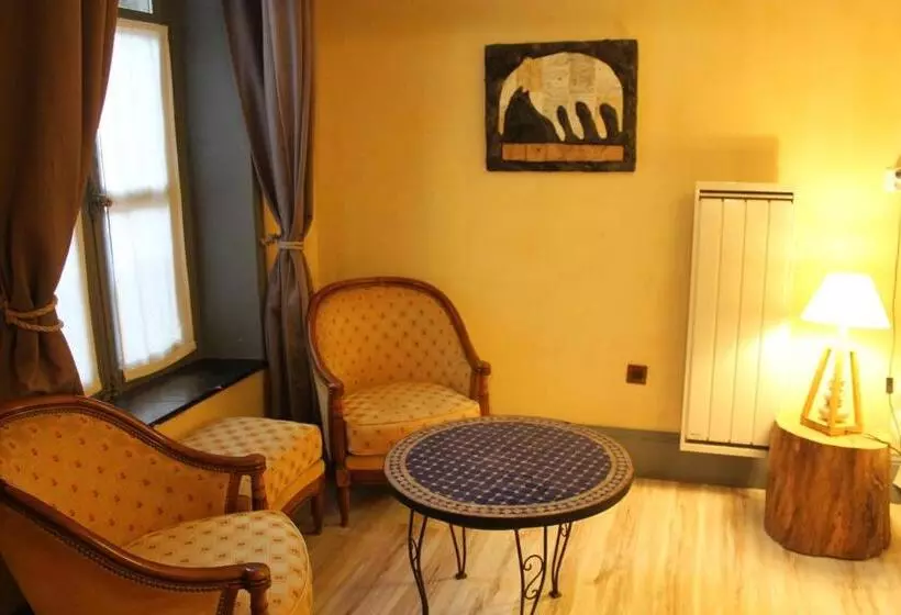 Aamiaismajoitus (B&B) Côté Chambres