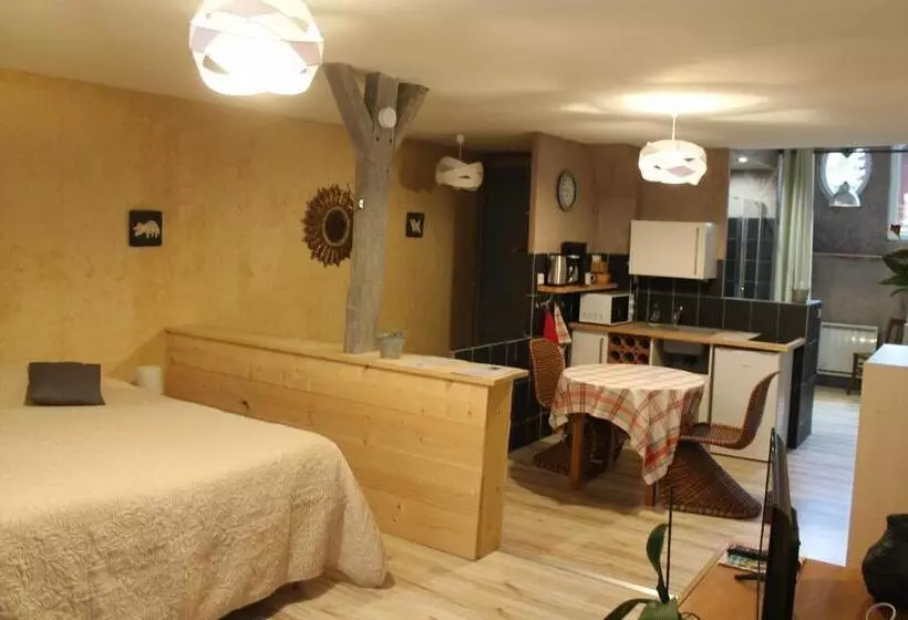 Aamiaismajoitus (B&B) Côté Chambres