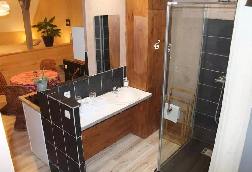 Aamiaismajoitus (B&B) Côté Chambres