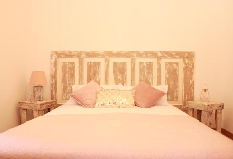 تختخواب و صبحانه Lanui Vintage Guest House