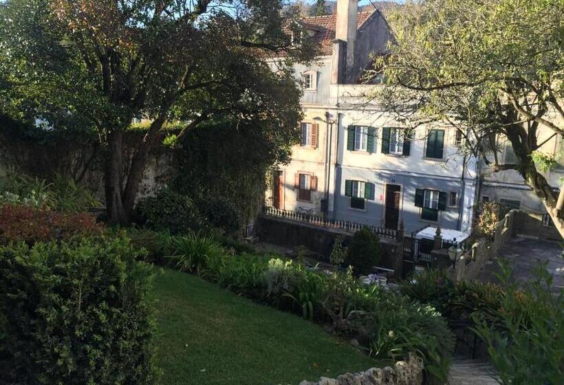 تختخواب و صبحانه Lanui Vintage Guest House