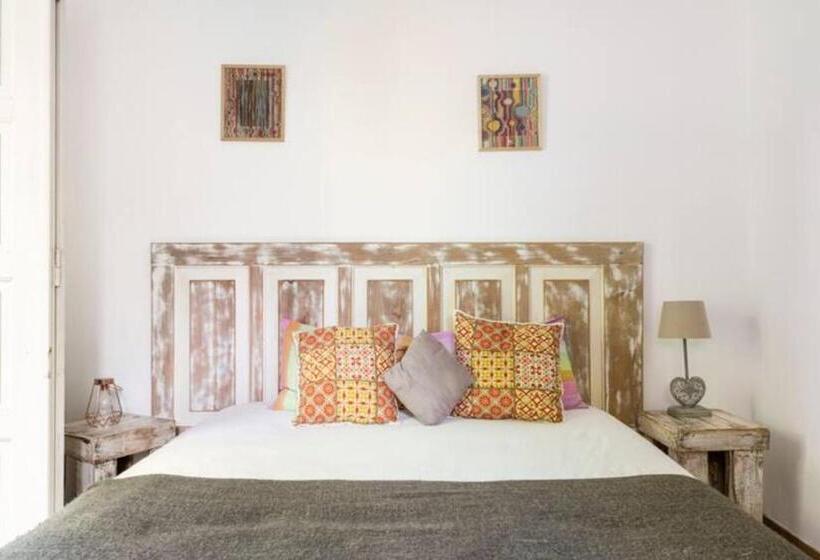 تختخواب و صبحانه Lanui Vintage Guest House