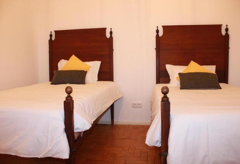 تختخواب و صبحانه Lanui Vintage Guest House