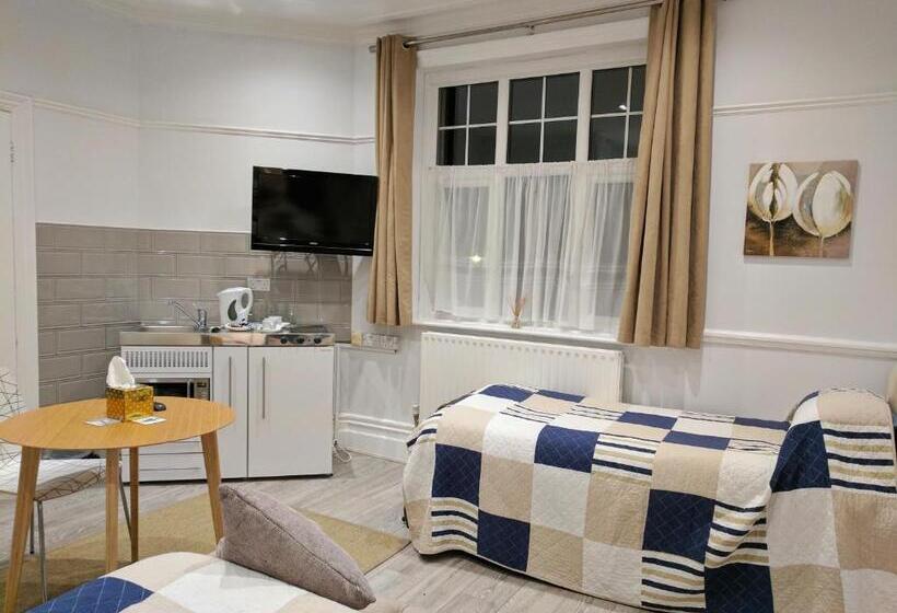 호텔 Glendevon House