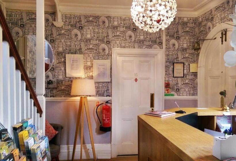 호텔 Glendevon House