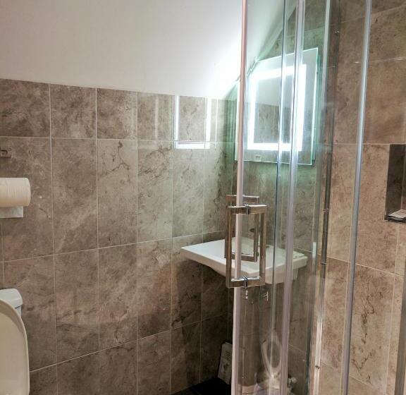 호텔 Glendevon House