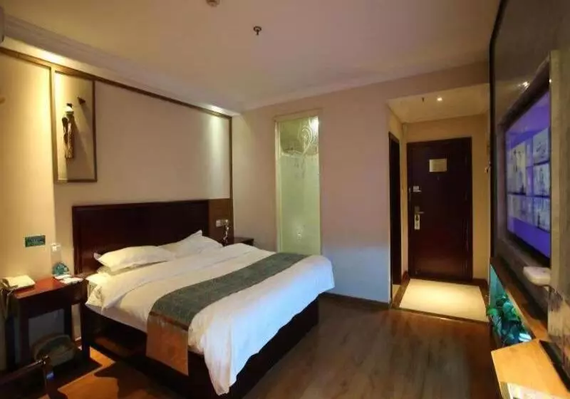 Hotelli Greentree Inn Jiangsu Wuxi Yangjian Xihu Road Express