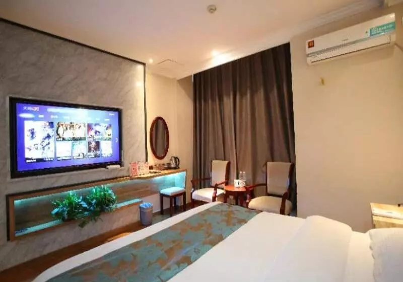 Hotelli Greentree Inn Jiangsu Wuxi Yangjian Xihu Road Express