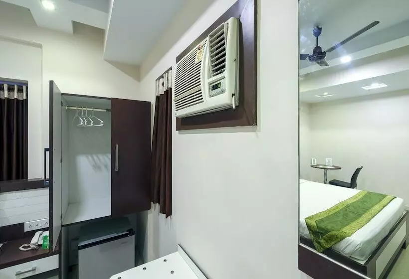 ホテル Itsy By Treebo  Jai Ambe Maa